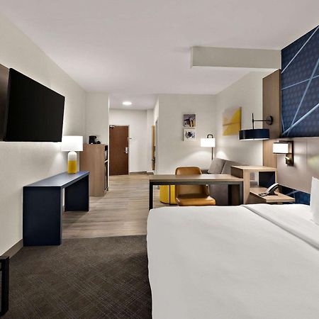 Comfort Suites Columbus East Broad Eksteriør billede