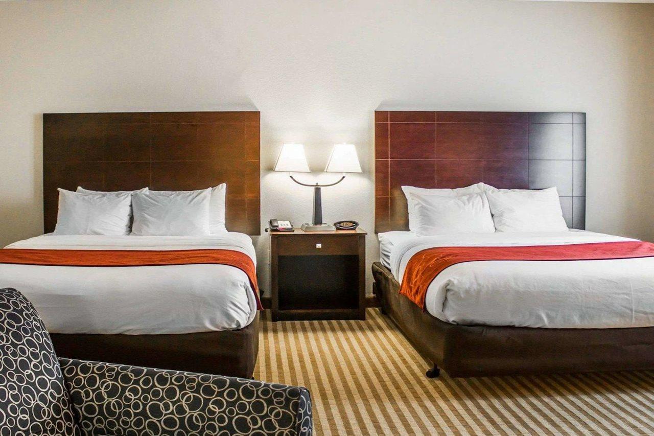Comfort Suites Columbus East Broad Eksteriør billede