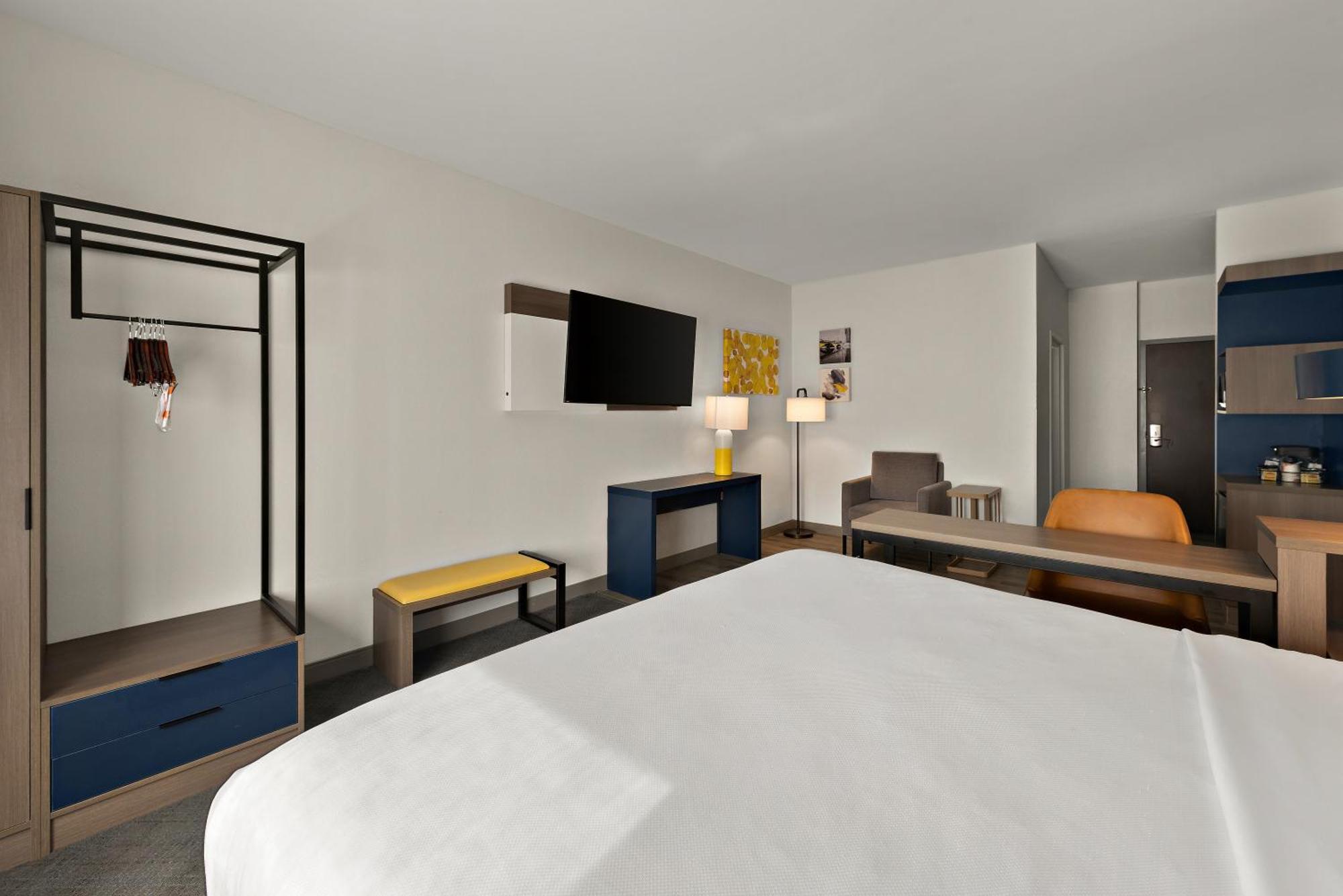 Comfort Suites Columbus East Broad Eksteriør billede