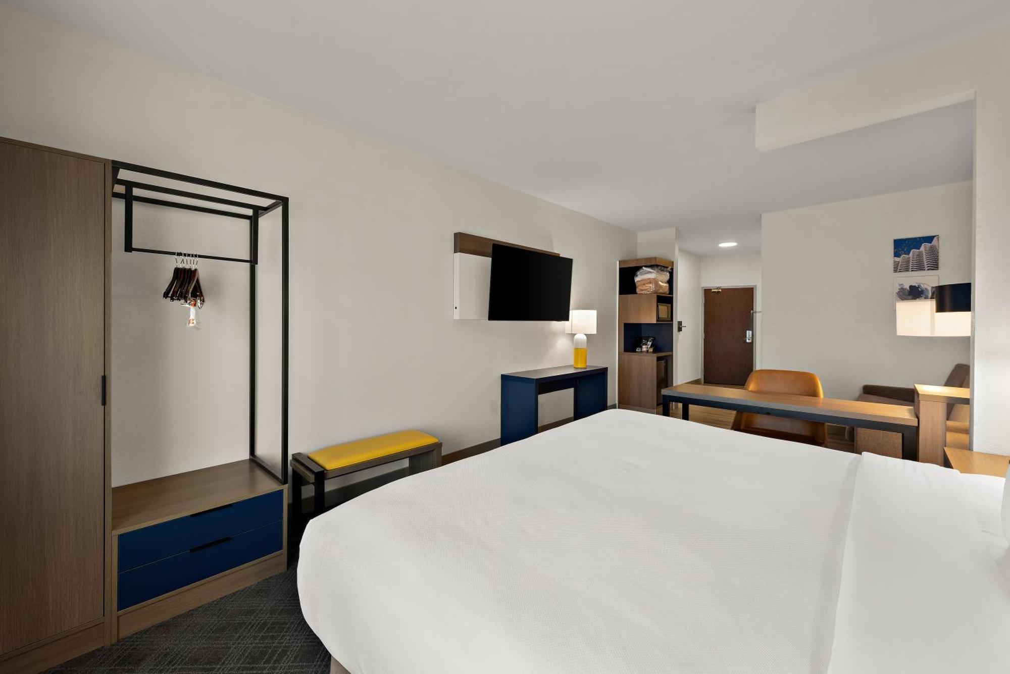 Comfort Suites Columbus East Broad Eksteriør billede