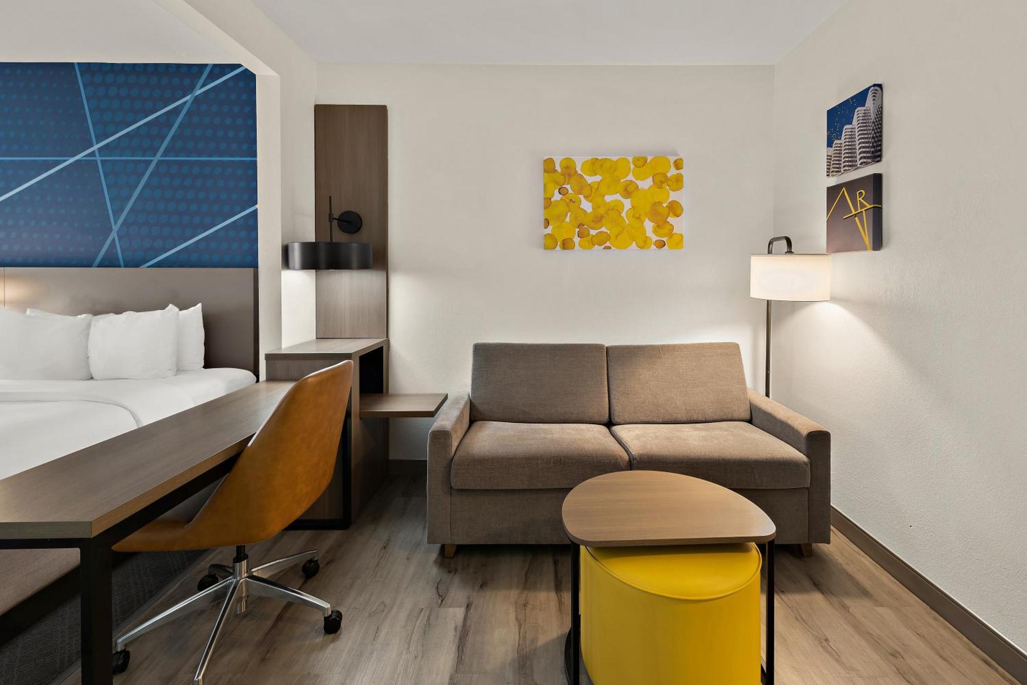 Comfort Suites Columbus East Broad Eksteriør billede