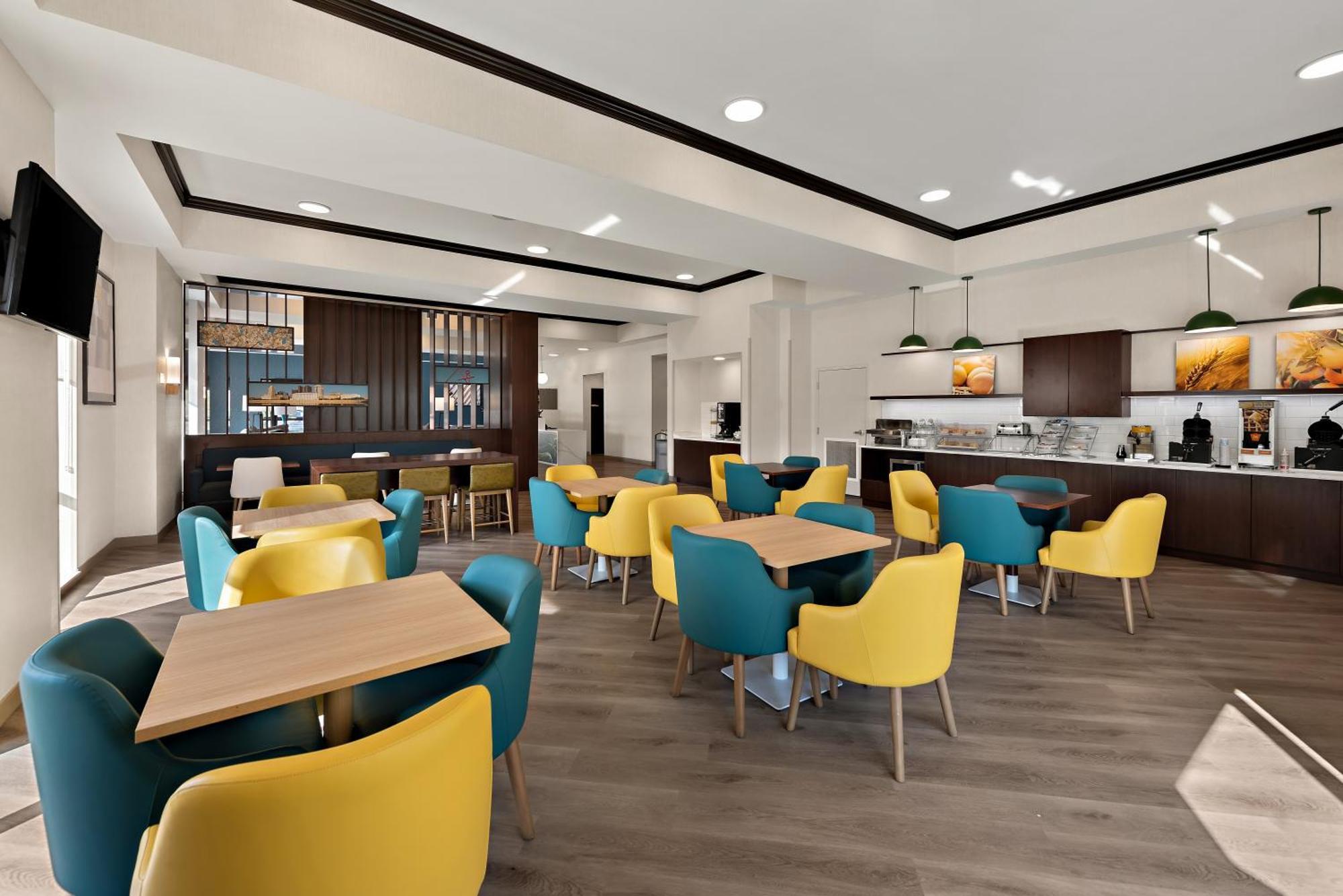 Comfort Suites Columbus East Broad Eksteriør billede